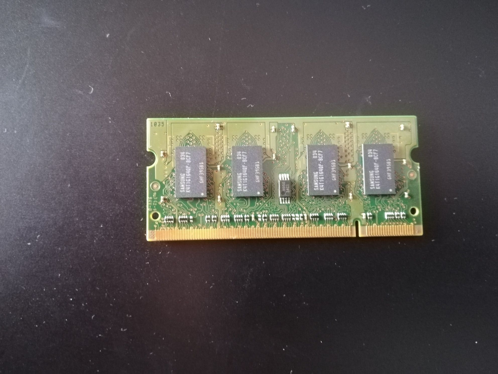 Pamięć RAM 1gb DDR2 Samsung M470T2864FB3-CF7 Kość