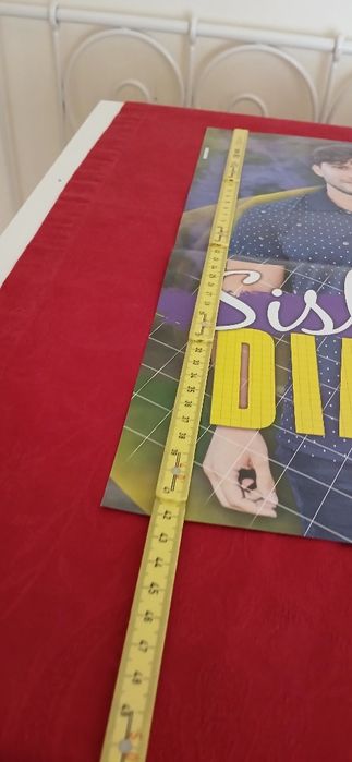 Poster Sisley Dias/Miley Cyrus, novo