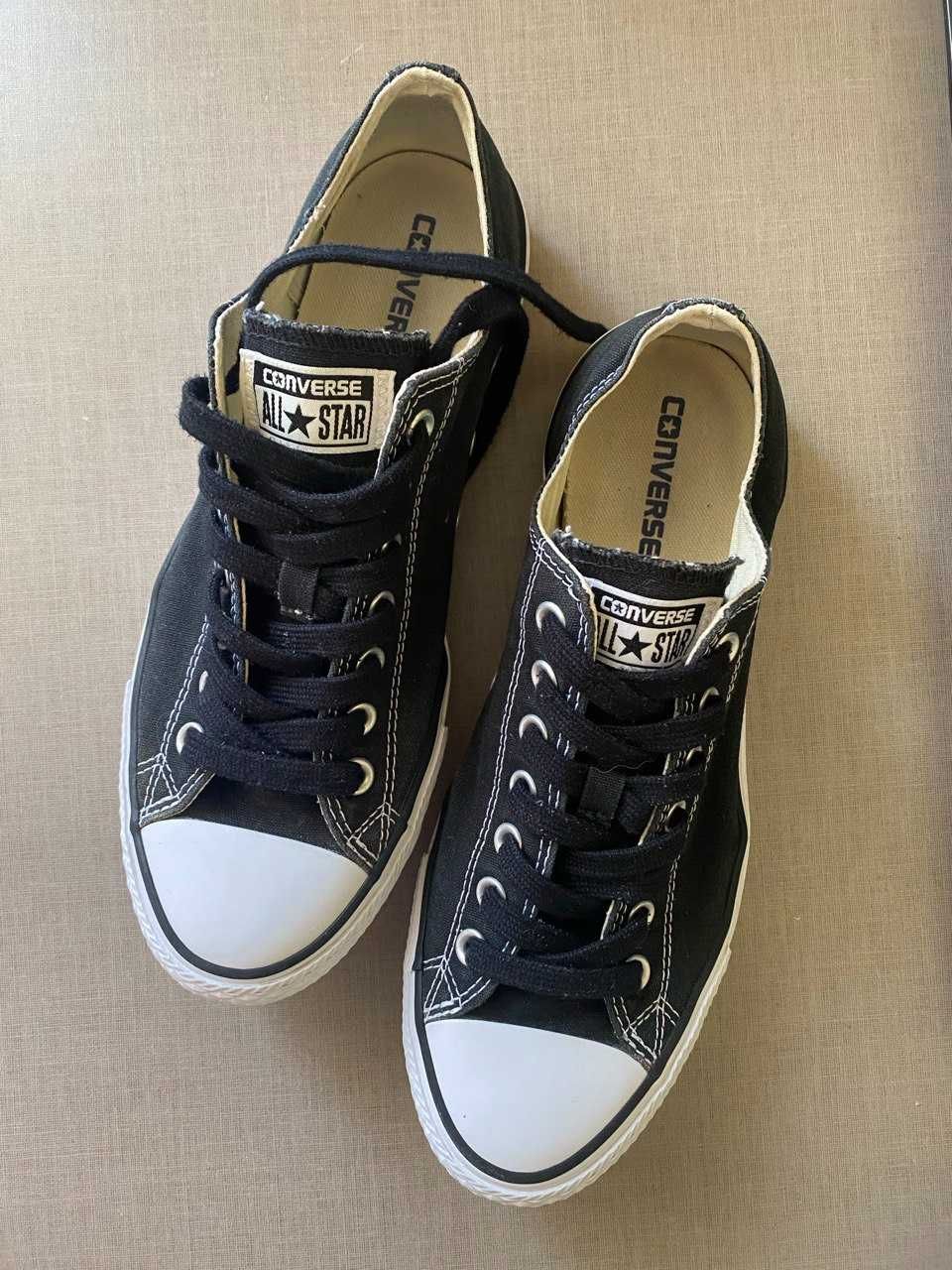 Продам мужские кеды Converse