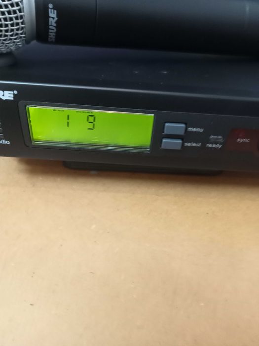 MICRO (S/Fios UHF) "SHURE" SLX24E (C/Mic. Emissor SM58)