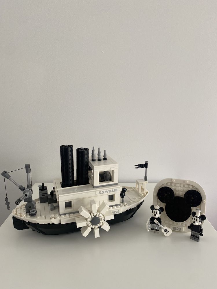 Steamboat Willie tipo Lego