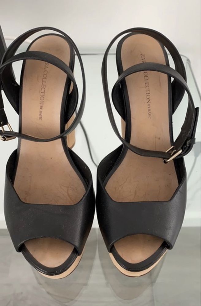 Sandalias Zara tamanho 37