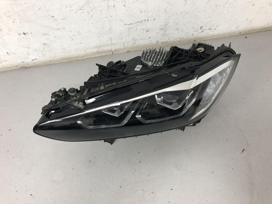 Фара передня ліва BMW i4 G26 63119851039 2021-
