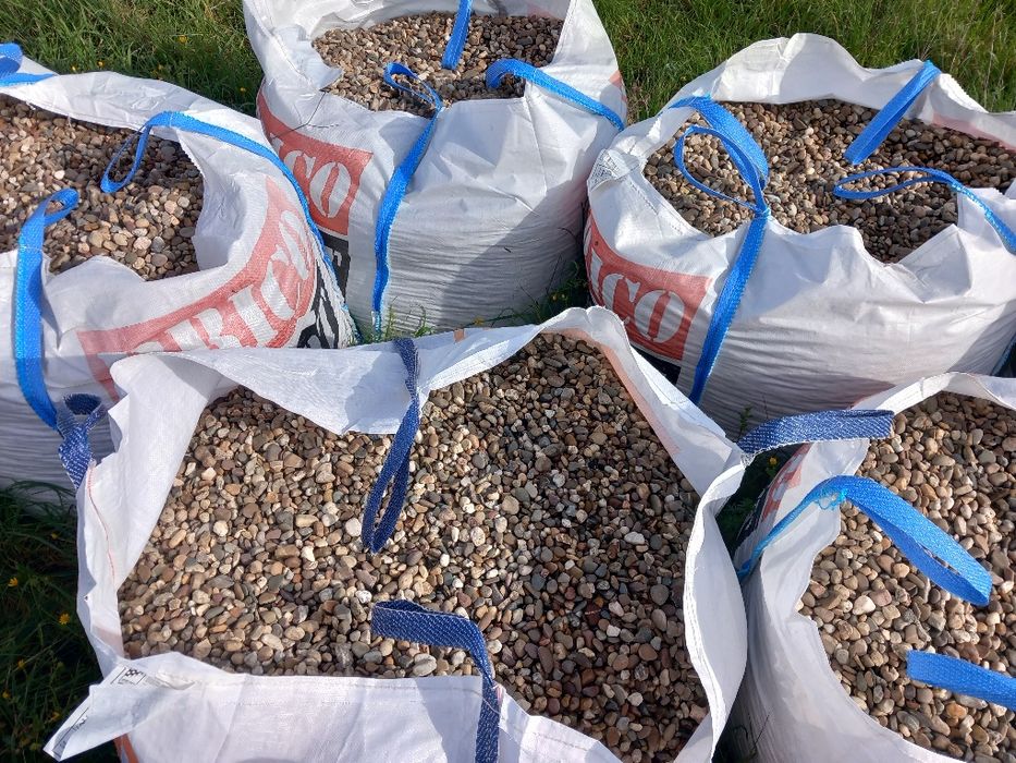 Seixo rolado 2/3 cm.