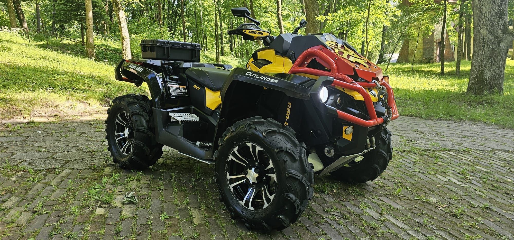 Can-Am Outlander XMR 1000