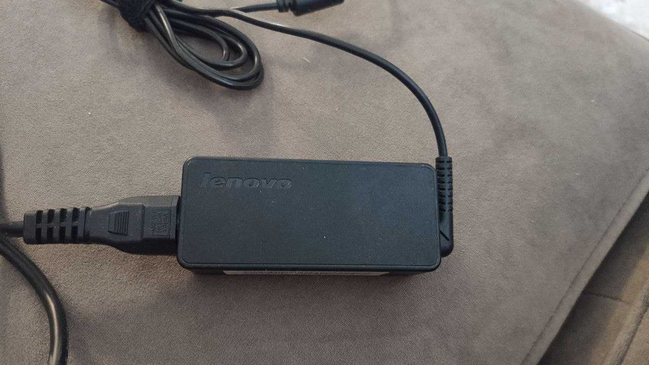 Блок живлення для ноутбука Lenovo 20V 2.25A 45W Оригінал