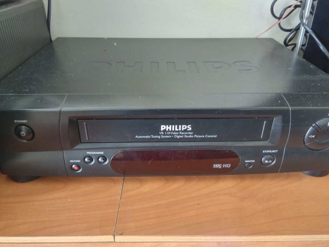 VHS Philips preto