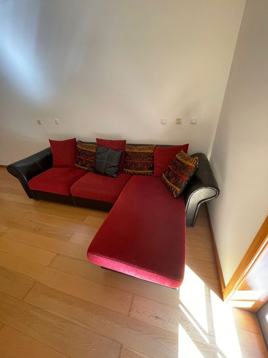 Sofa de tecido e pele usado