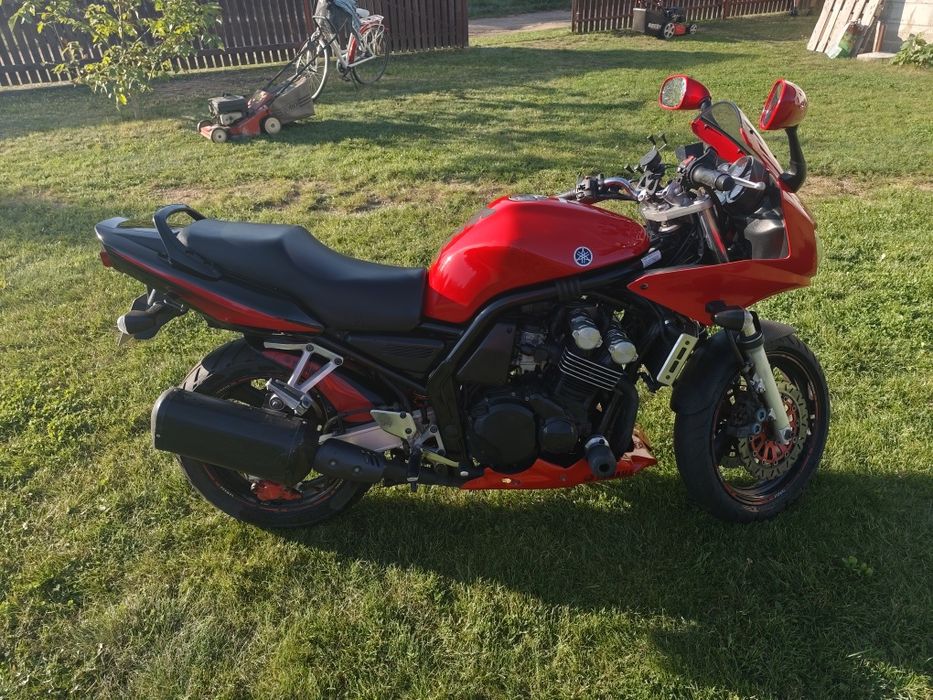 Yamaha Fazer 600