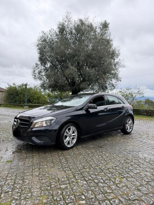 Mercedes-Benz Urban Classe A180d Automático 2013 motor Mercedes 1800