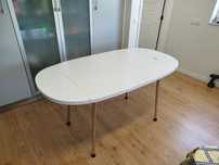Mesa extensível branca