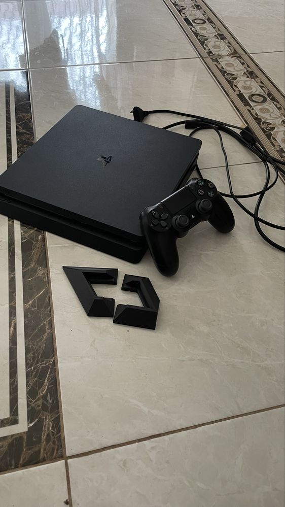 PS4 (1тб].