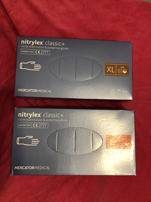 Rękawiczki jednorazowe nitrylowe.