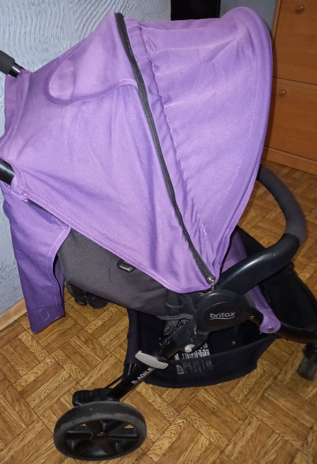 Продам каляску Britax