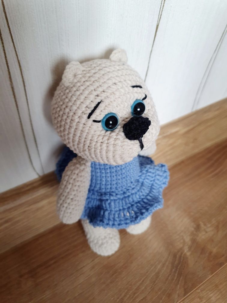 Miś ręcznie robiony na szydełku handmade