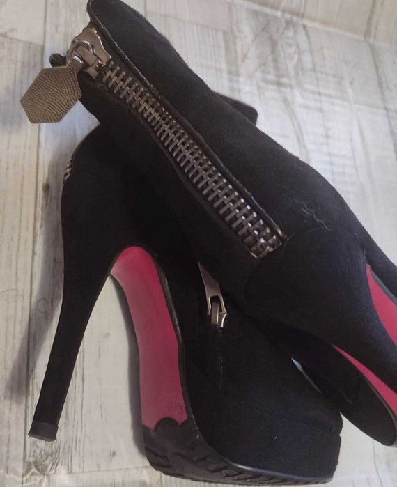 Женские ботильоны бренда PAOLETTI  черные замшевые, размер 35