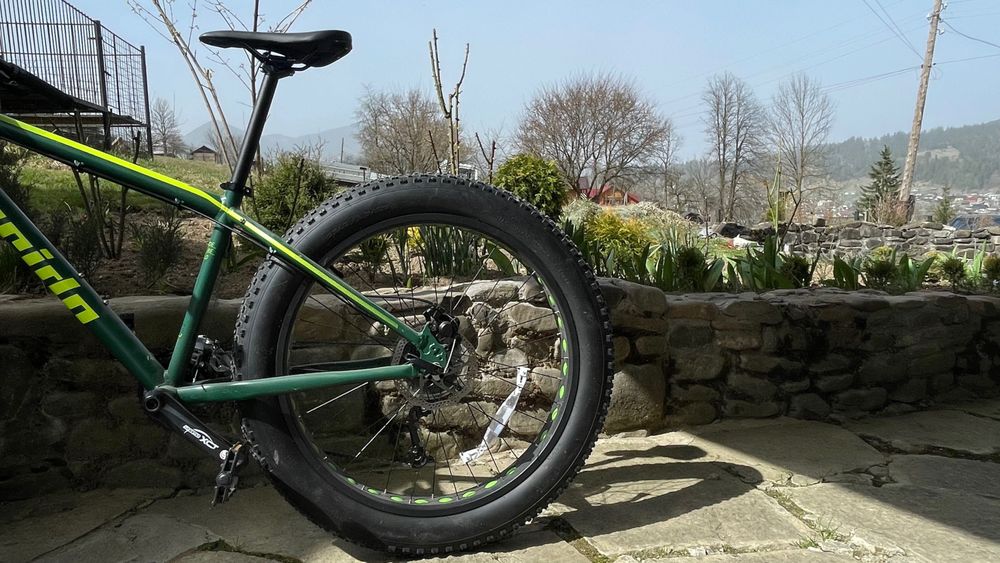 Pride Domut рама розміру L