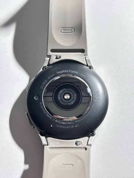 Galaxy Watch pro 5 LTE ( Titanium )