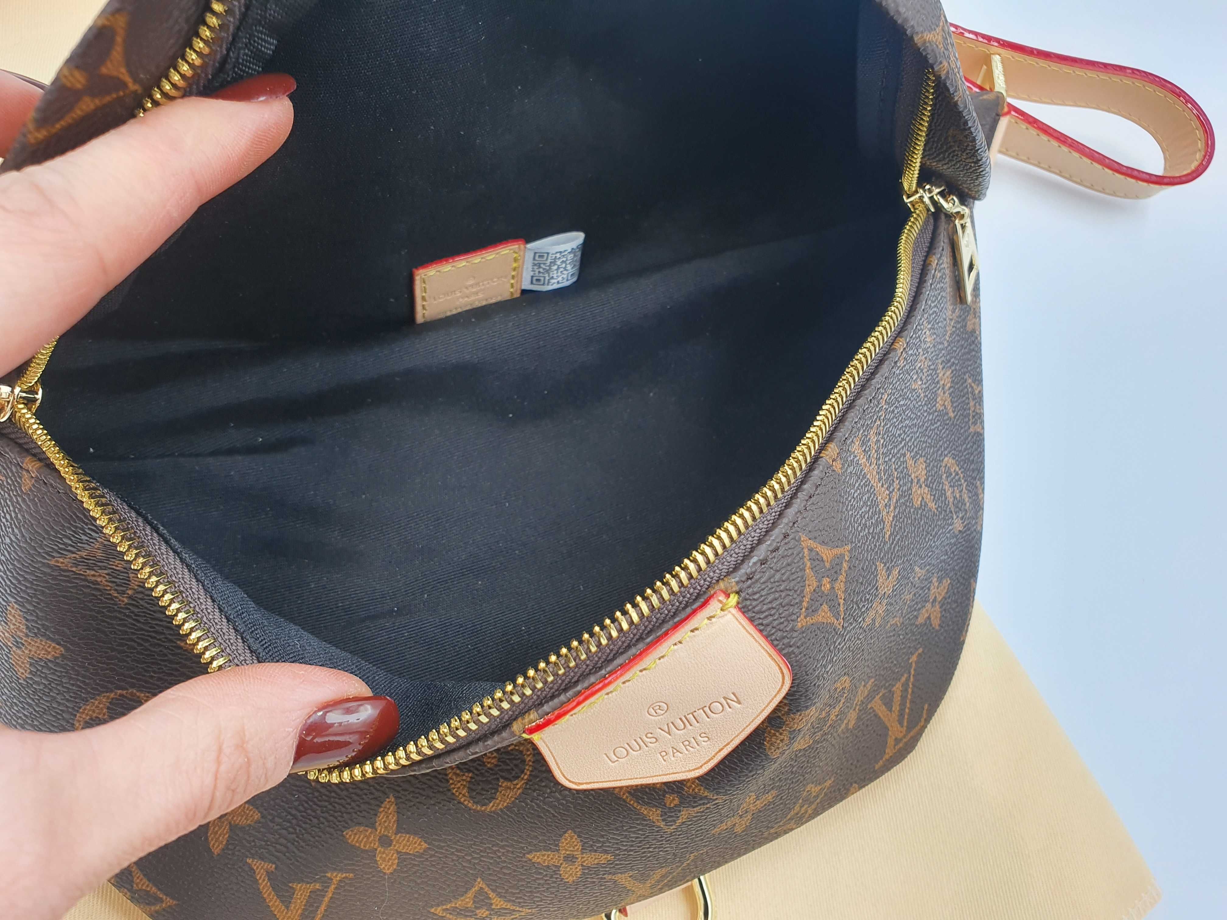 нагрудна сумка бананка LV Louis Vuitton