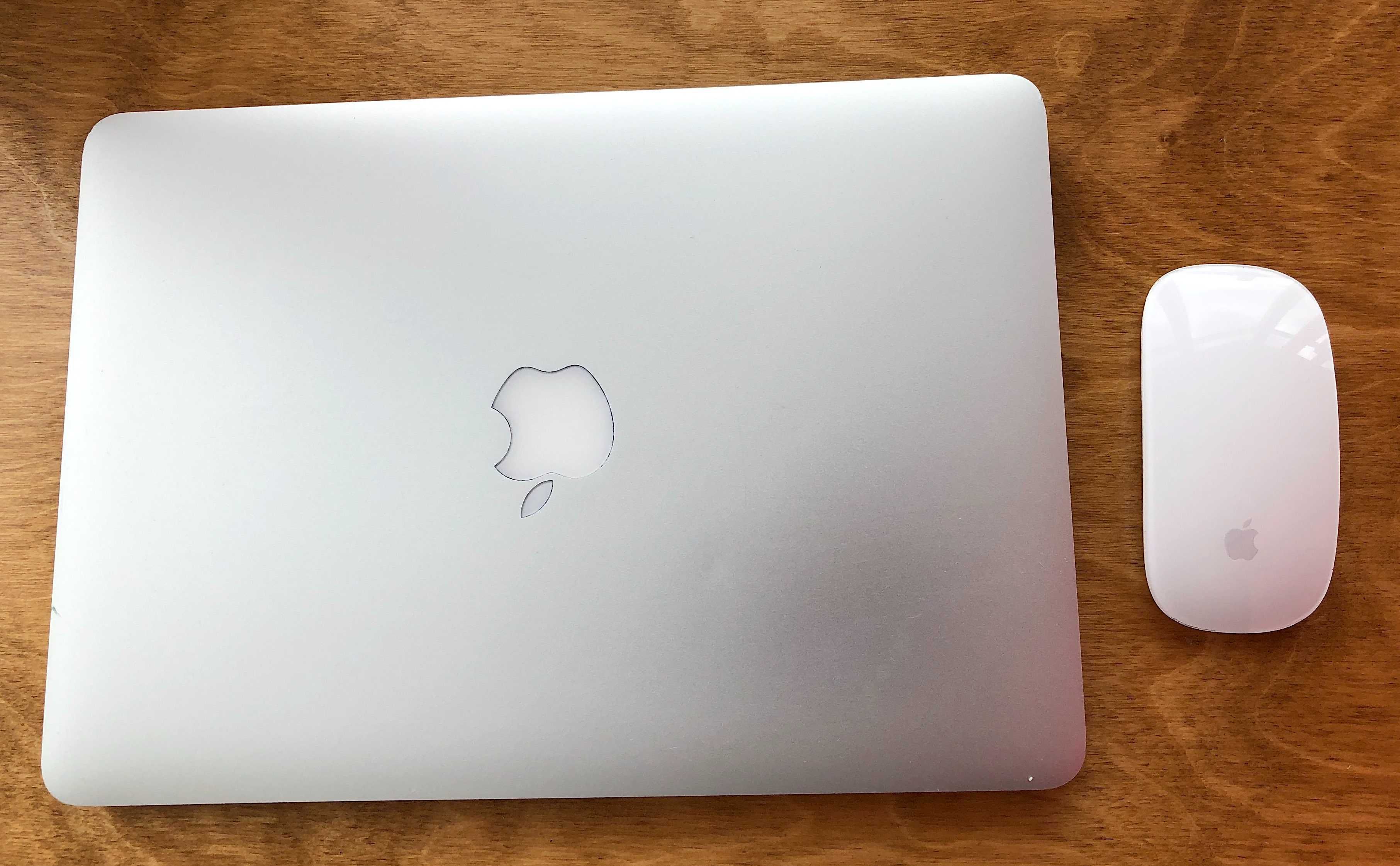 Apple MacBook Pro 13 Retina 2015 A1502 i7 3.1 16GB 512GB, Magic Mouse