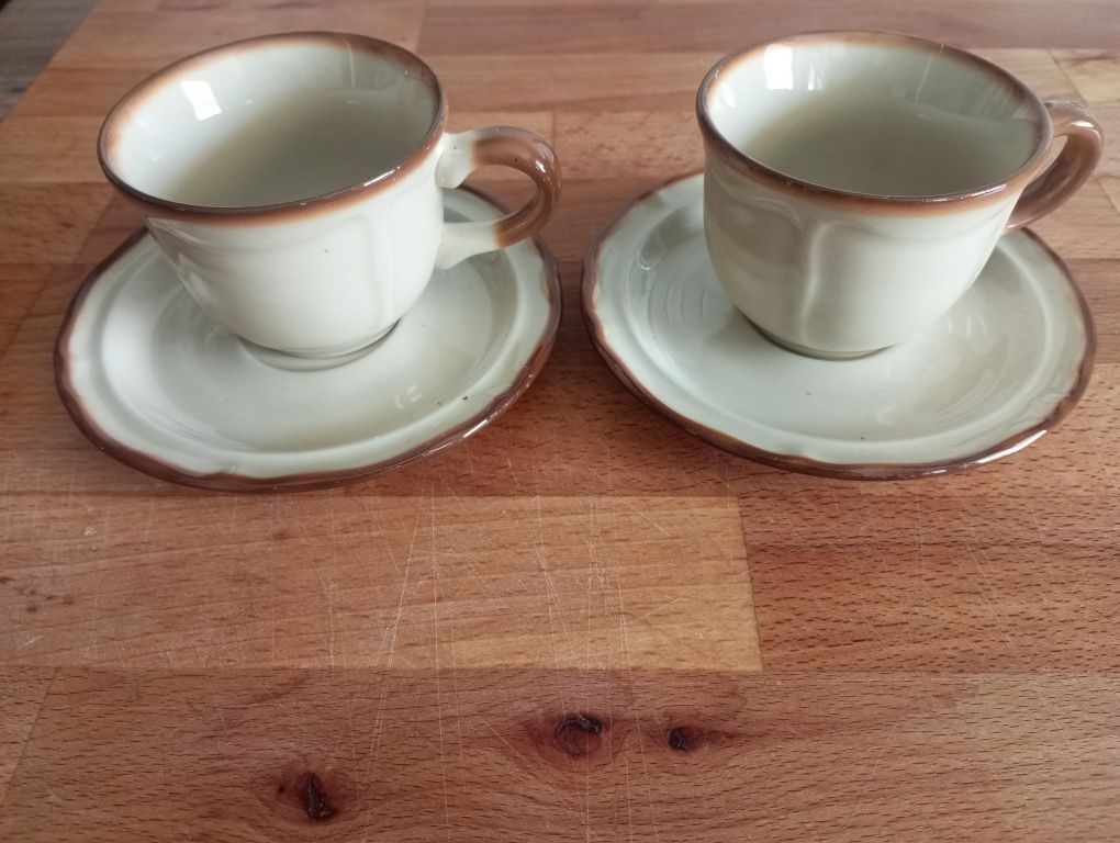 Filiżanki do espresso ze spodkami - 2 szt