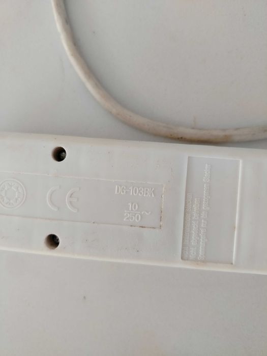 Удлинитель 3 розетки 1,3 метра подовжувач переноска сетевой фильтр