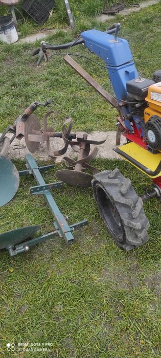 Мотоблок бензиновий