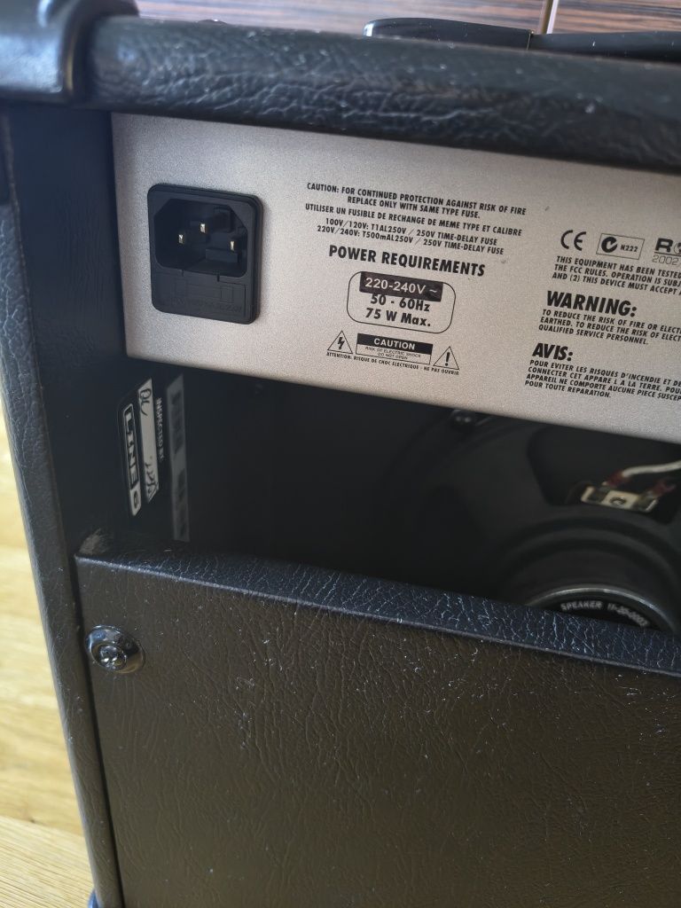 Wzmacniacz gitarowy z kontrolerem Line 6 Spider IV 15w + FBV Express