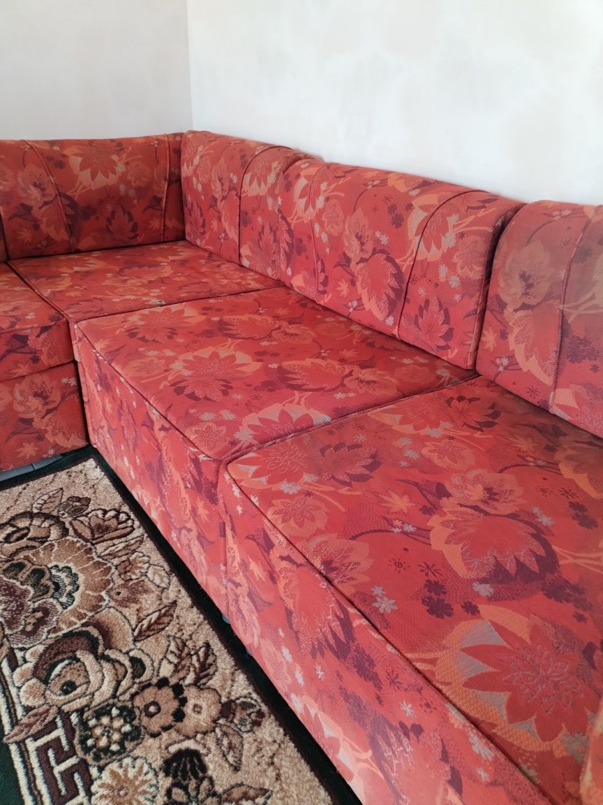 Продам мягкий кутовий диван