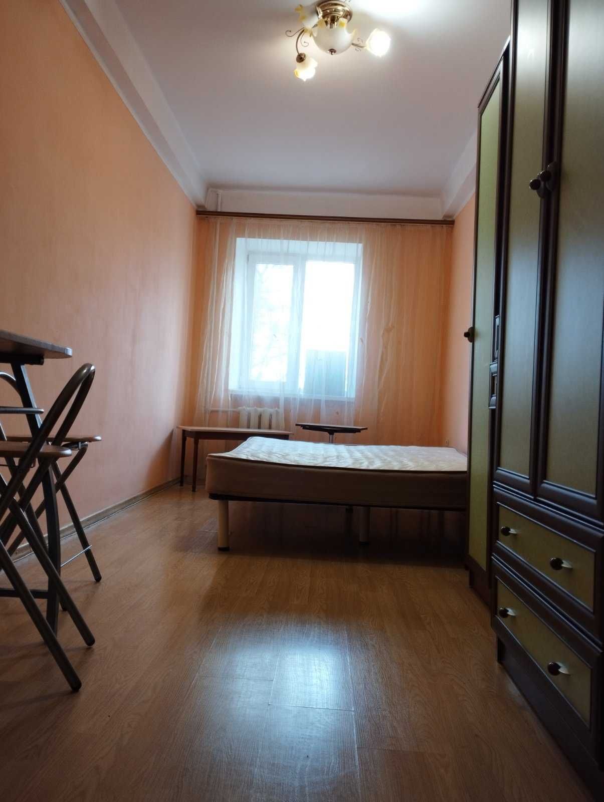 Продам комнату в коммуне на Черемушках!