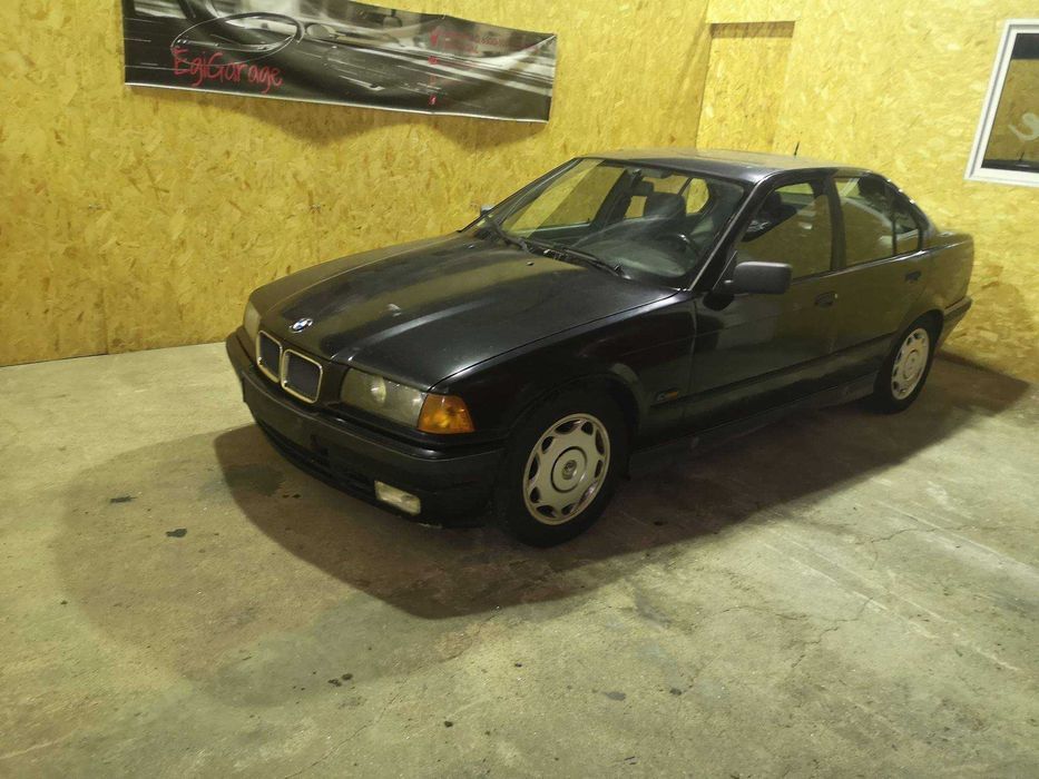 BMW E36 318is _ Para Peças