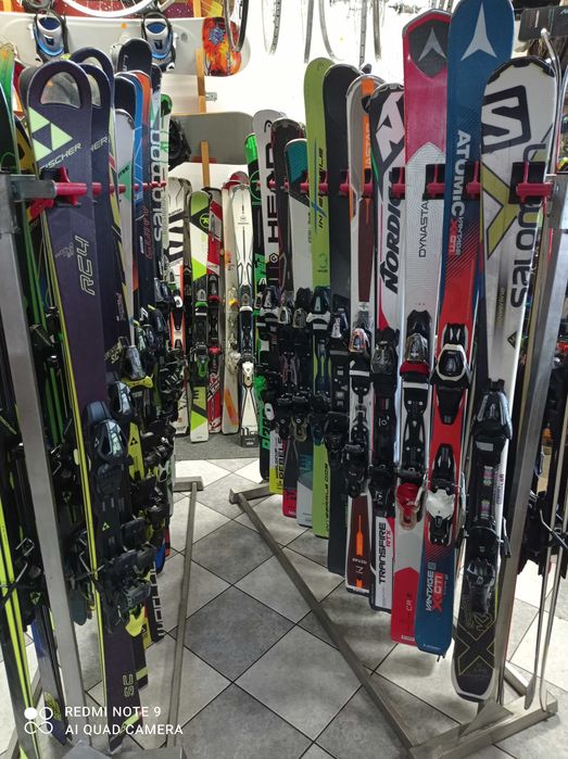 Wypożyczalnia nart i snowboardów w Sulejówku