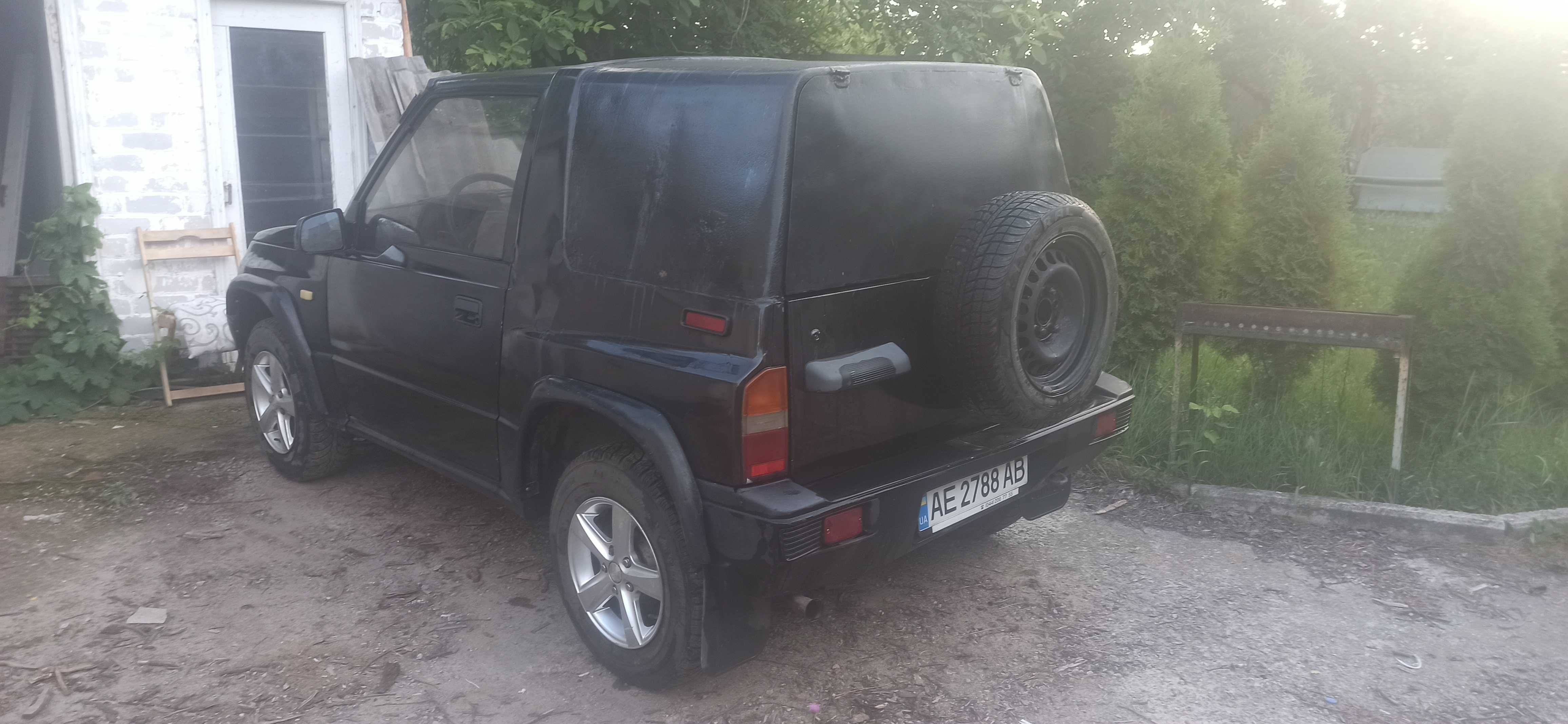 Продам автомобиль Suzuki Geo Tracker