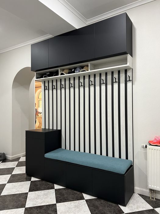 Кухні, шафи, гардеробні, меблі в передпокій та дитячих кімнат, столи.