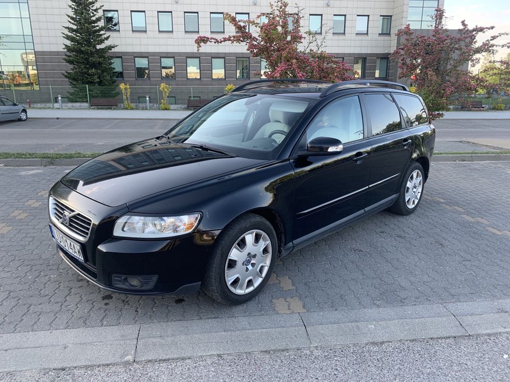 Volvo v50 2.0d 136km POLIFT