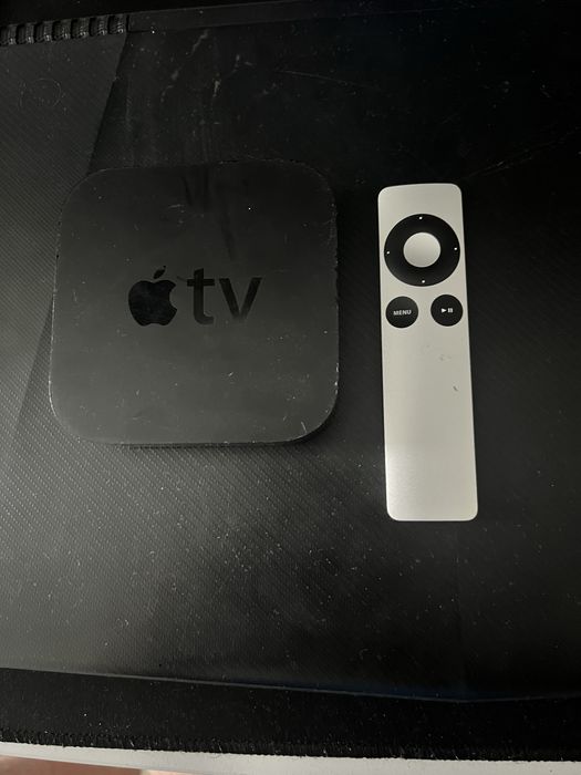 Apple tv 3gen z pilotem