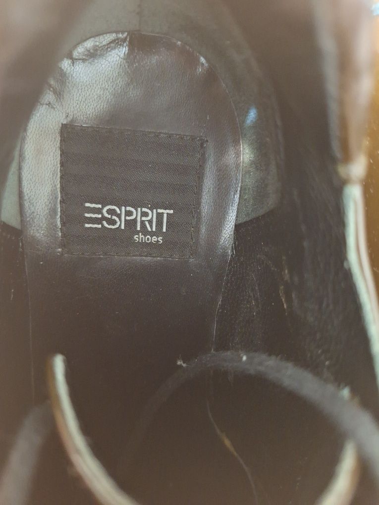 Жіночі лакові туфлі Esprit 36р.