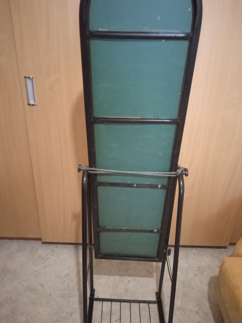 Продам напольное зеркало