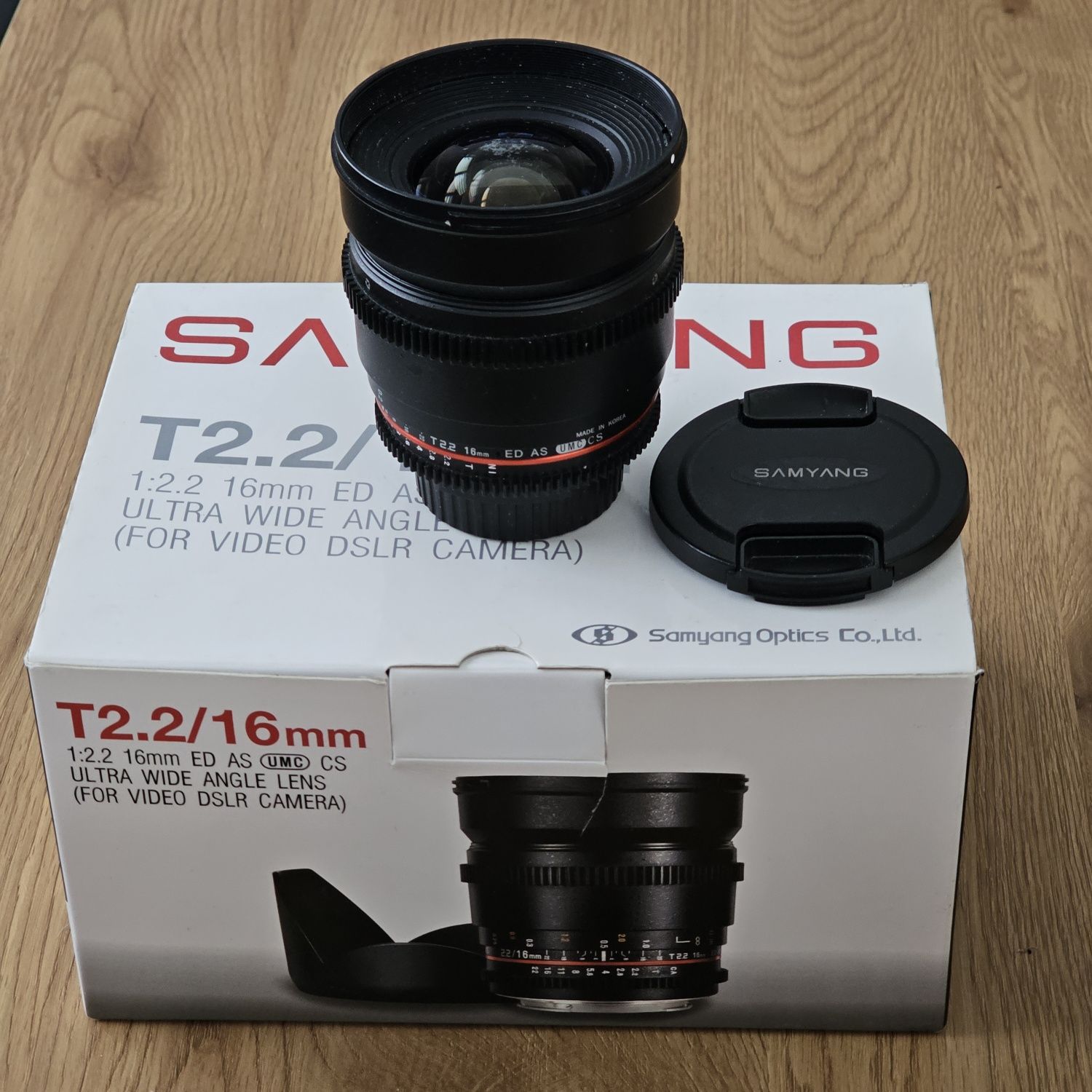 Obiektyw Samyang 16mm T2.2