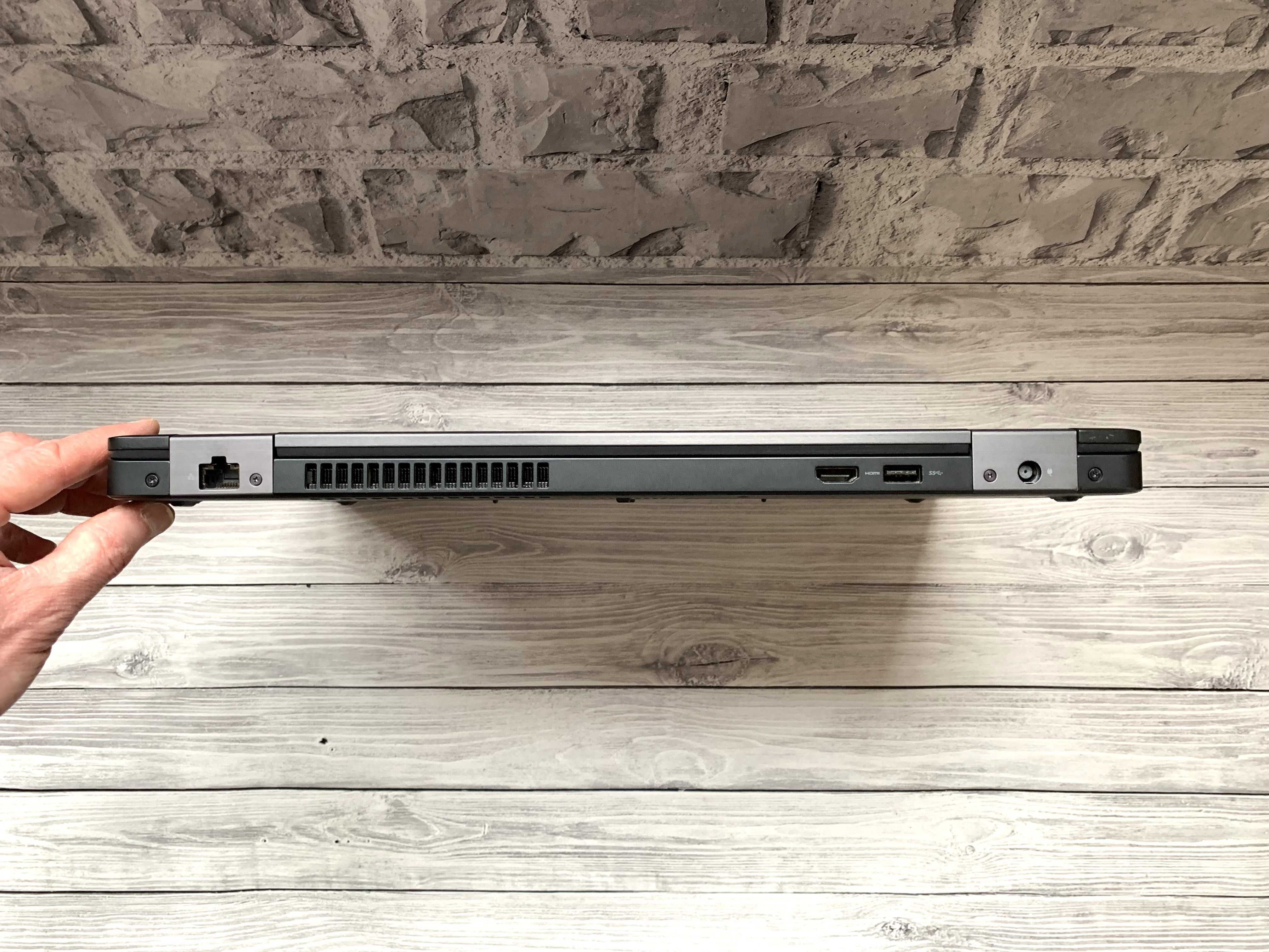 Сенсорний Dell Precision 3520 FHD i7-7820HQ/16GB/512GB/NVIDIA M620 2GB