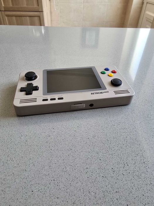 Retroid Pocket 2 with 32GB SDCard
