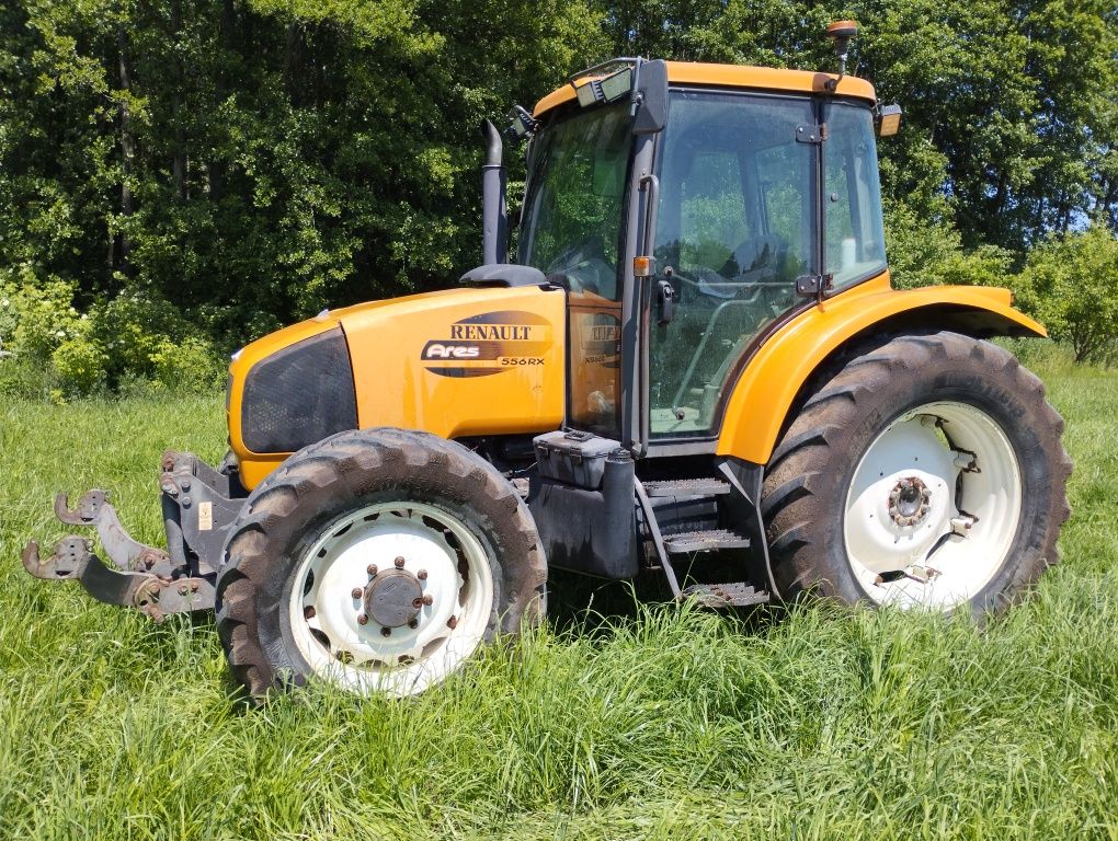 Renault Ares 556