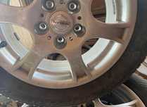 Jantes Nissan com pneus