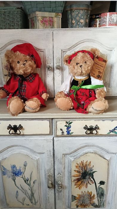 Miś kolekcjonerski fundacji TVN Anna i Paulinka