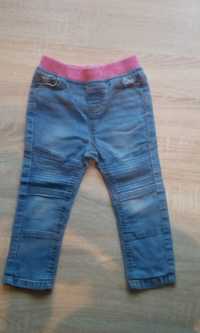 Spodnie jeans r.92