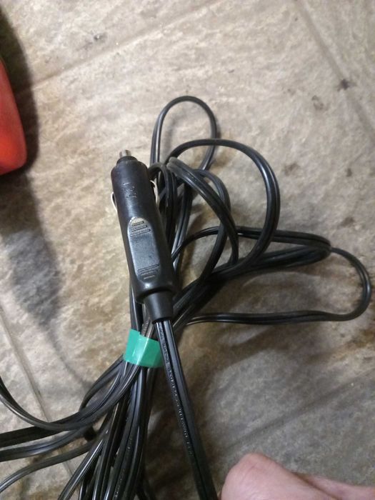 Odkurzacz samochodowy 12v black&decker