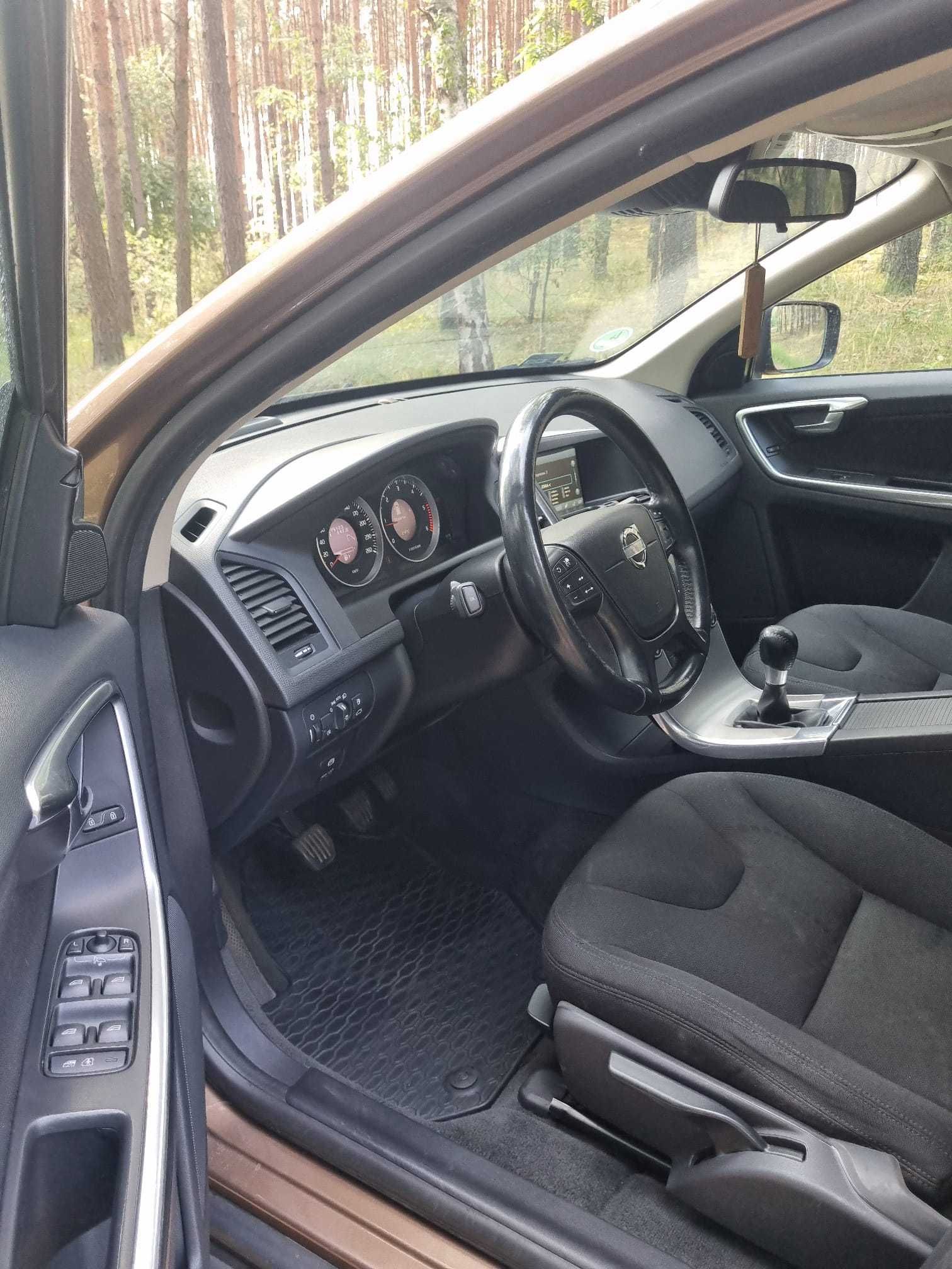 Volvo Xc60 2.0 D3 5 Cylindrów 2012 rok