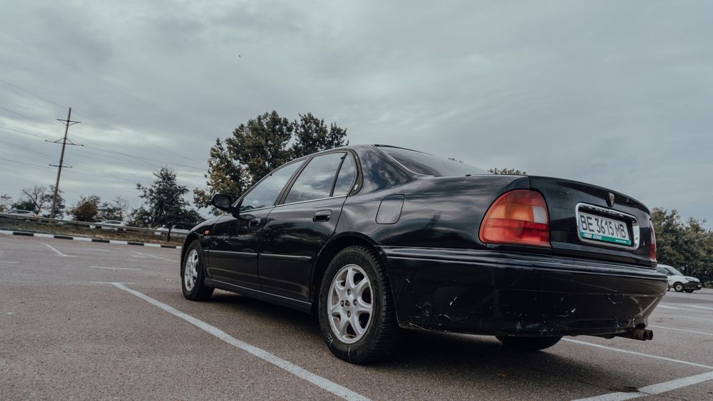 Продаю Rover 600si