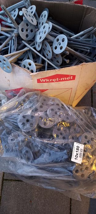 Kołki do styropianu 180mm czpień plastikowy