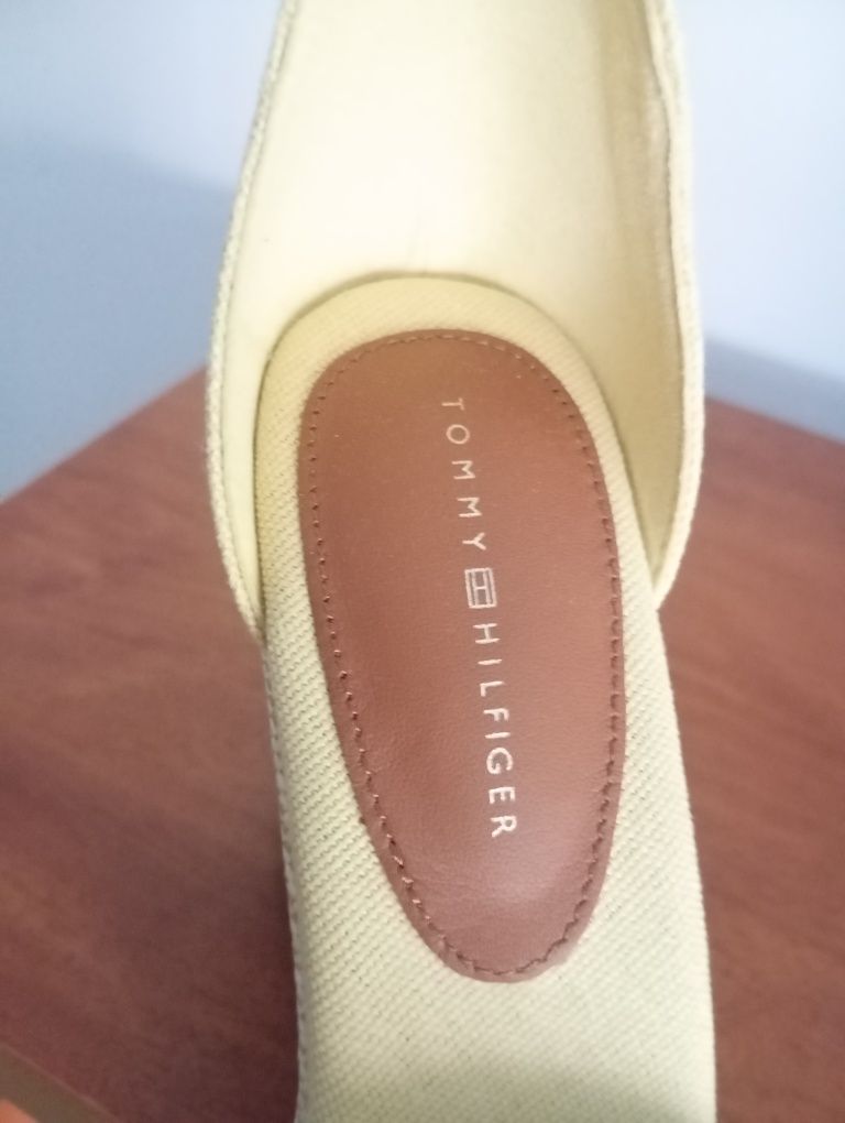 Sandálias de cunha fechadas Flag Tommy Hilfiger